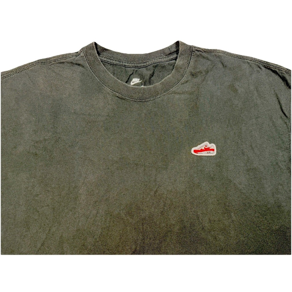 Nike Sportswear Sneaker Logo T Shirt Black Men's Large Loose Fit Embroidered - Picture 2 of 6